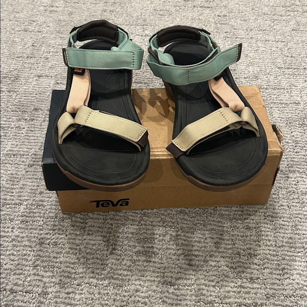 Women's Teva Hurricane XLT2 Water Sandals 7 - Picture 2 of 7